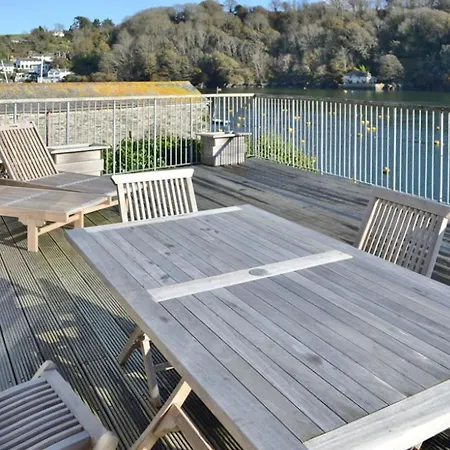 Lower Deck Holiday home *